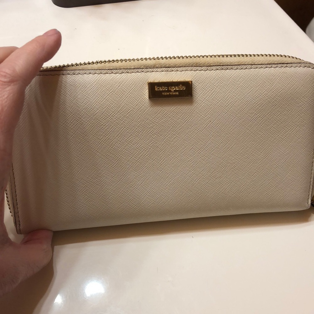 Kate Spade Cream Wallet